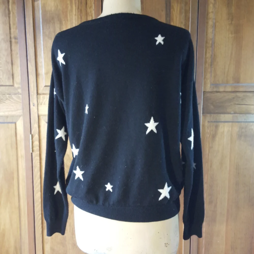 Brandy Melville Alanis Star Sweater, OS - Picture 8 of 9
